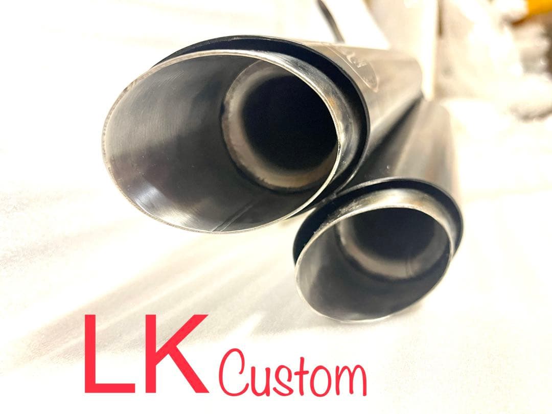 セール　レブル250の2023〜2025年式マフラーV4エンドバッフル付き　新品