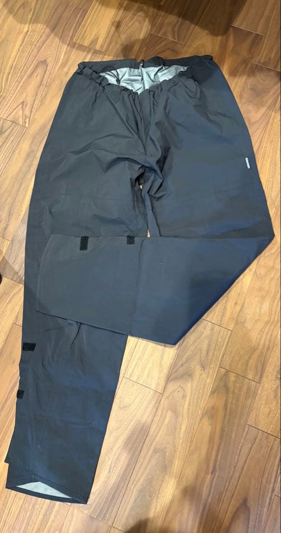 ゴアテックス　GOLDWIN 防水　レインスーツGORETEX 上下セット