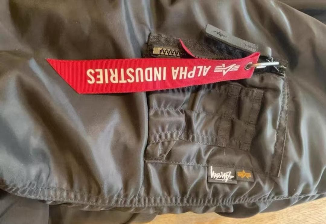 STUSSY × ALPHA N-2B 黒 フライトジャケット ファー