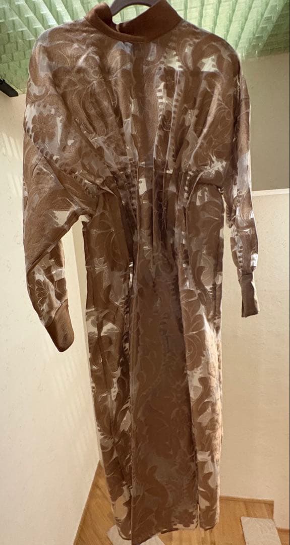 Ameri アメリ　und sheer jacquard tuck dress