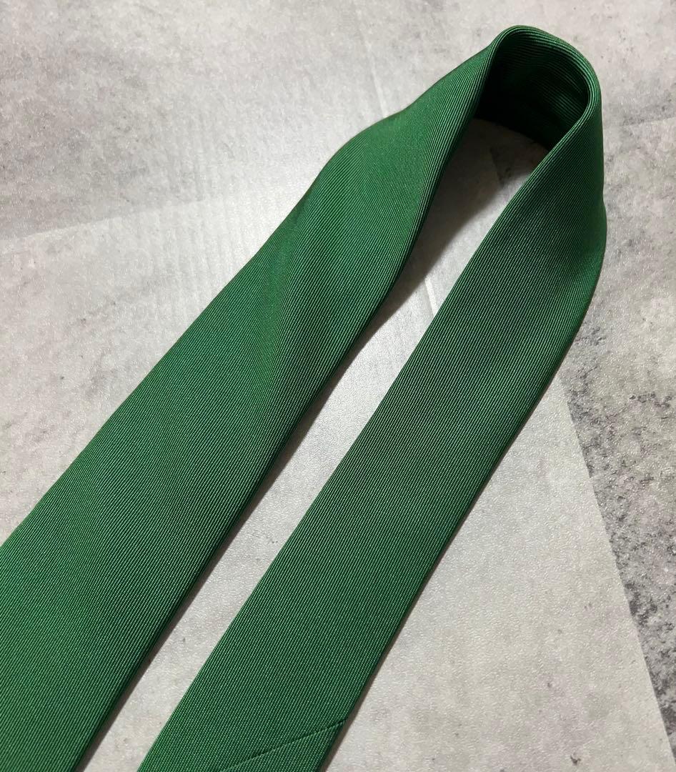 HERMES ネクタイ ハイブランド ソリッド グリーン