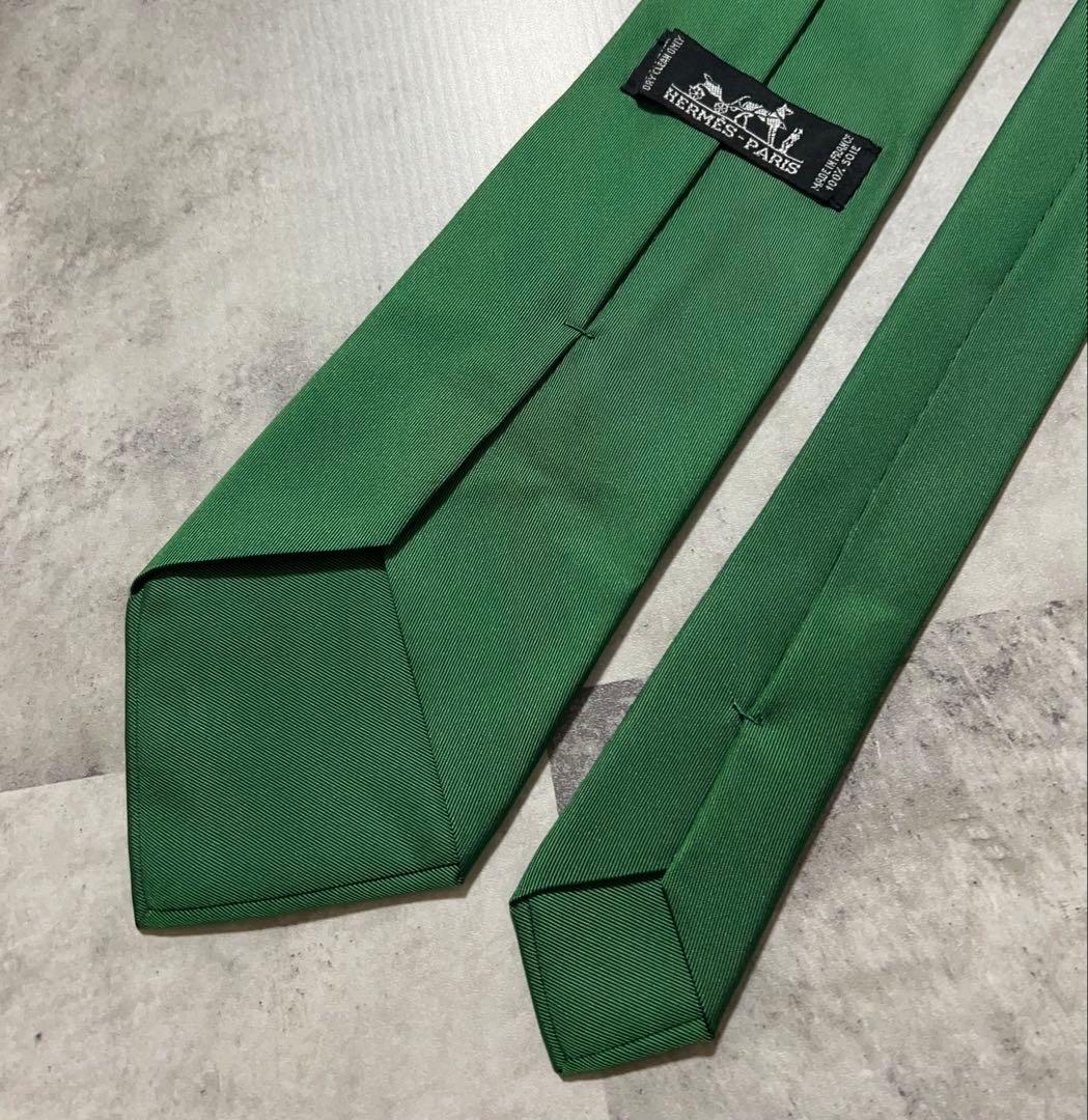 HERMES ネクタイ ハイブランド ソリッド グリーン
