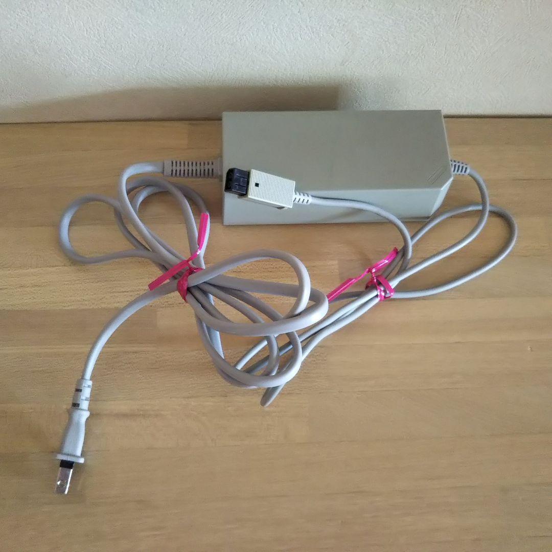 ■【値下】Wii 本体 セット (リモコン4個 ヌンチャク4個付き)