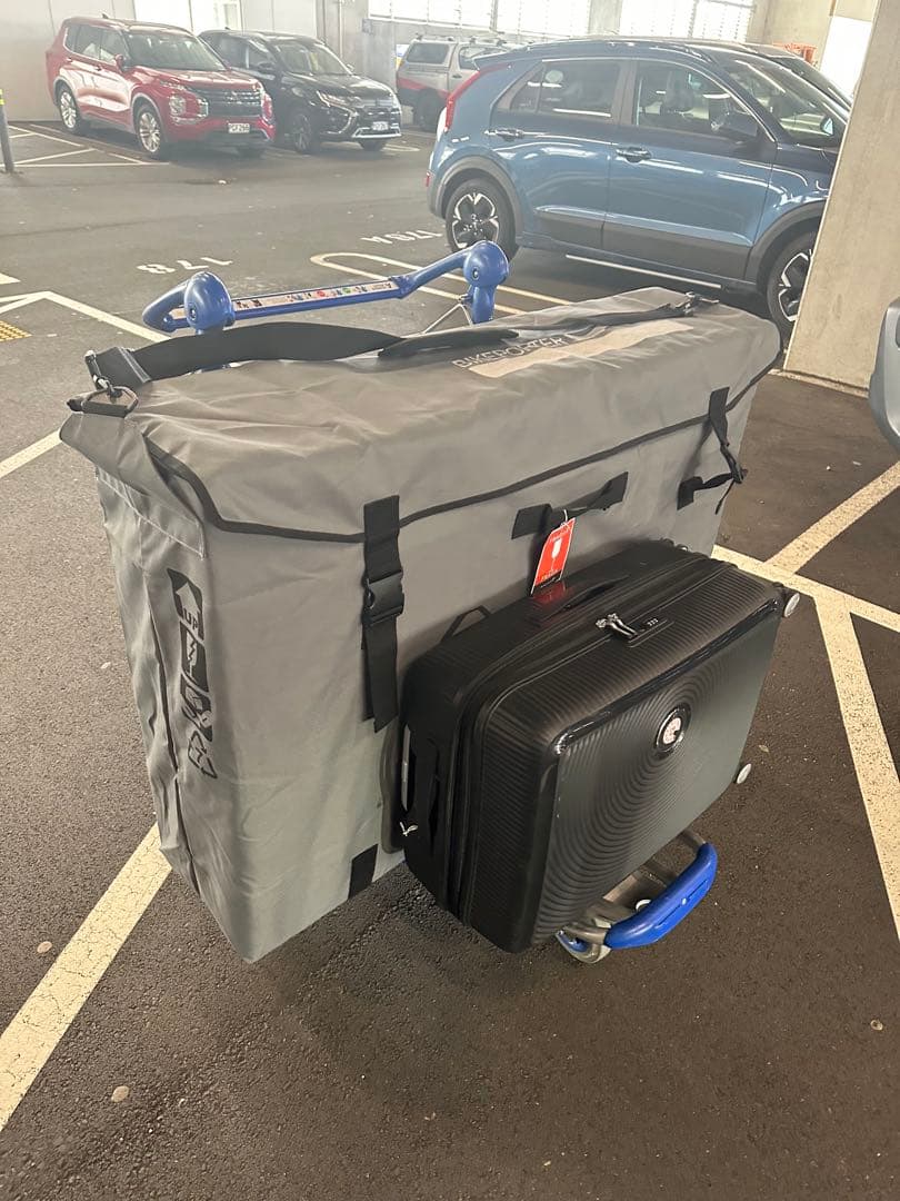 QBICLE（キュービクル）　バイクポーター・スタンダード　輪行袋つき