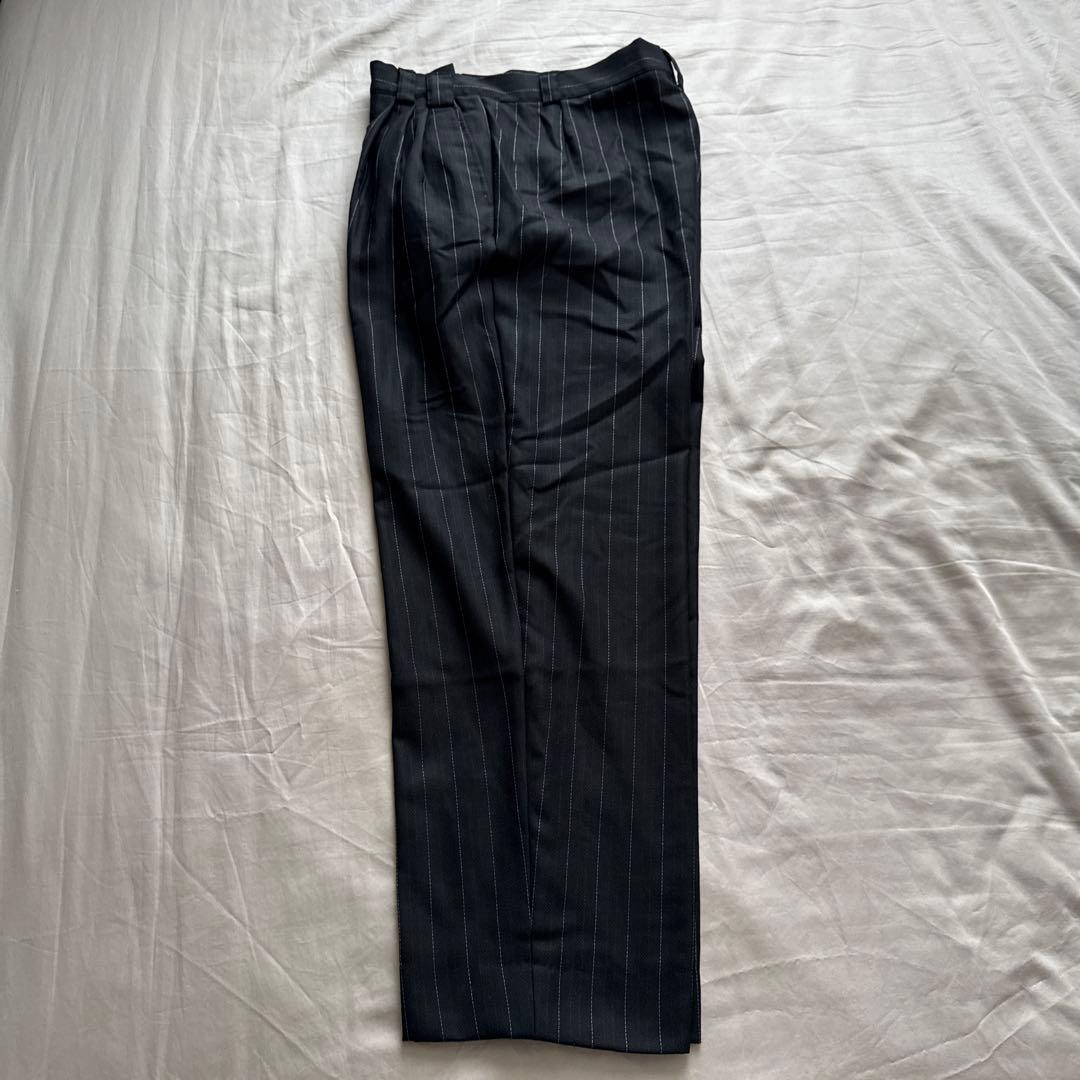 ヴェルサーチ スーツ ストライプ 裏地メデューサ 総裏 黒