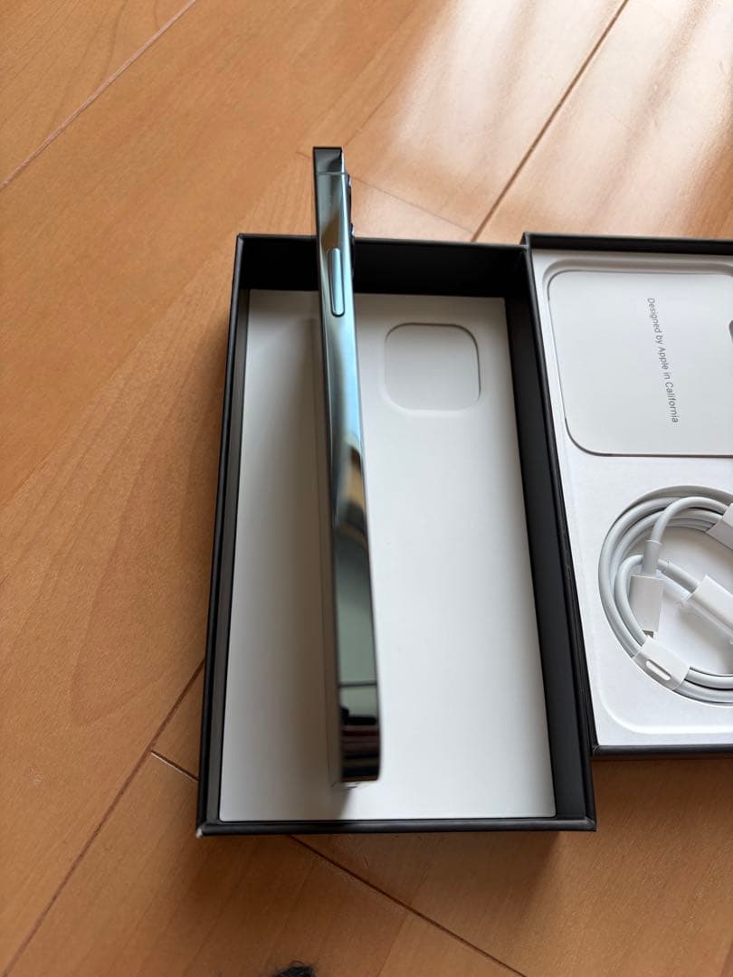 【超美品】iPhone12Proグラファイト