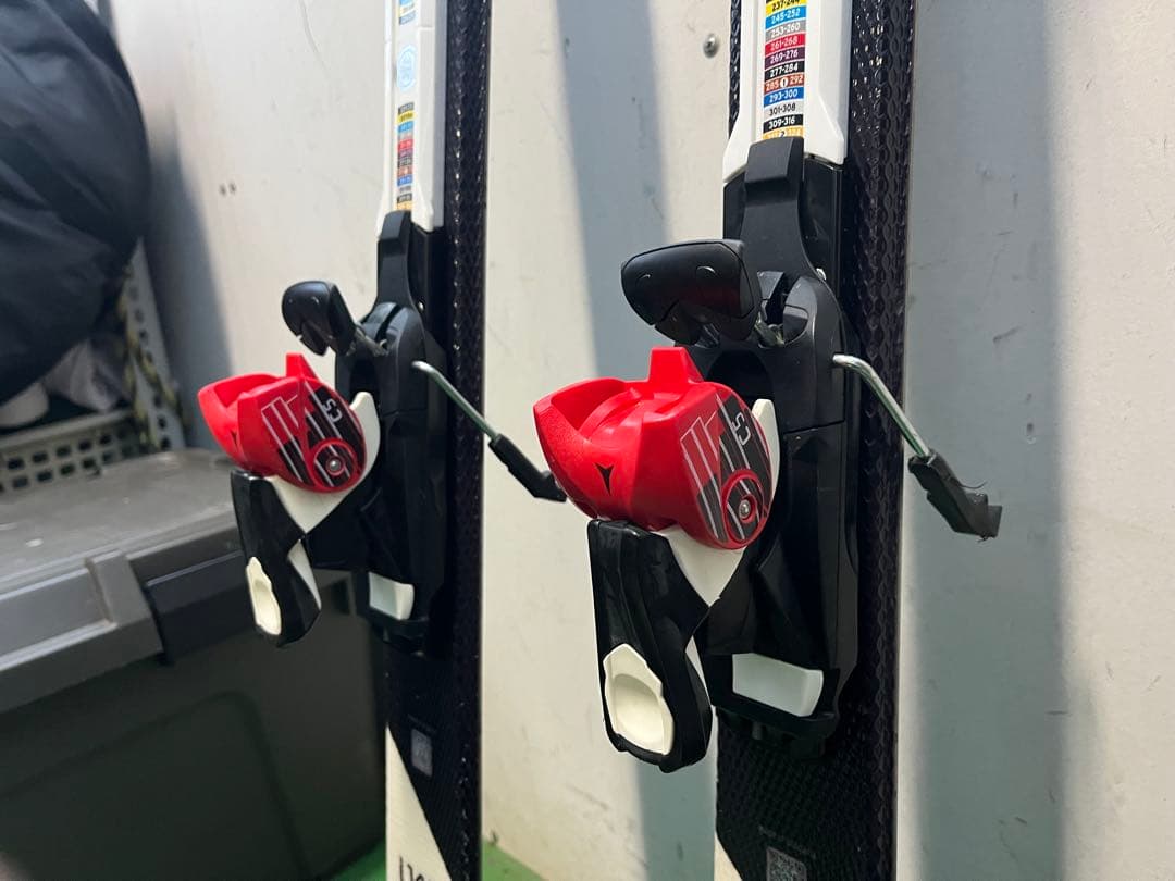 J*o様 【送料無料】ATOMIC REDSTER JX レッドスタースキー板