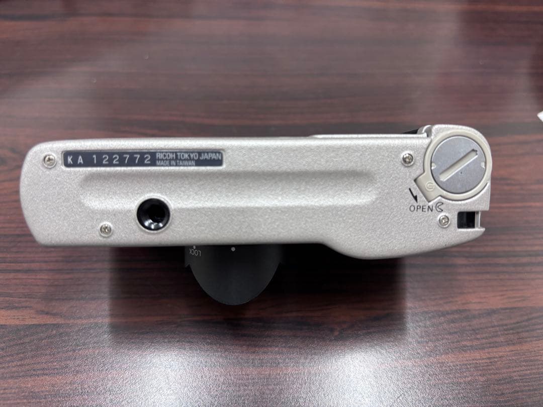 GR1s （デート付）シルバー　コンパクトフィルムカメラ　やや難あり