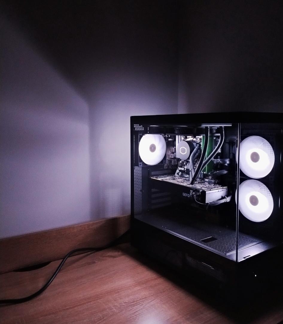 ゲーミングPC/Core i7 9700K/RTX2070Super/送料無料