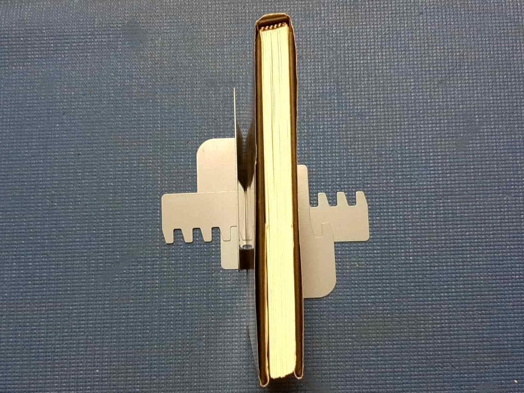 洋書 LOLA T70　The Racing History & ~ 背割れあり