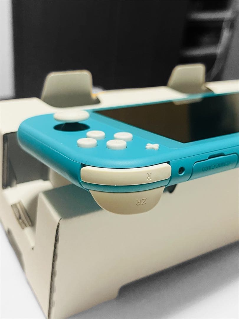 【極美品・人気色】Nintendo Switch Lite ターコイズ