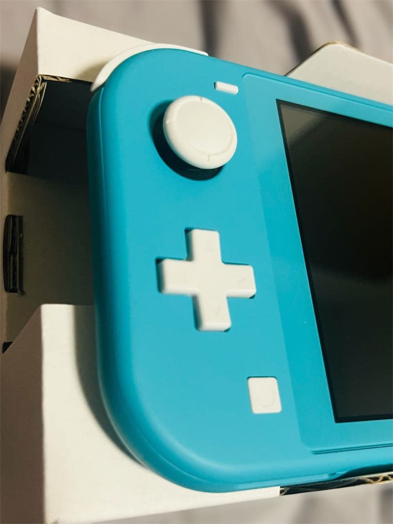 【極美品・人気色】Nintendo Switch Lite ターコイズ