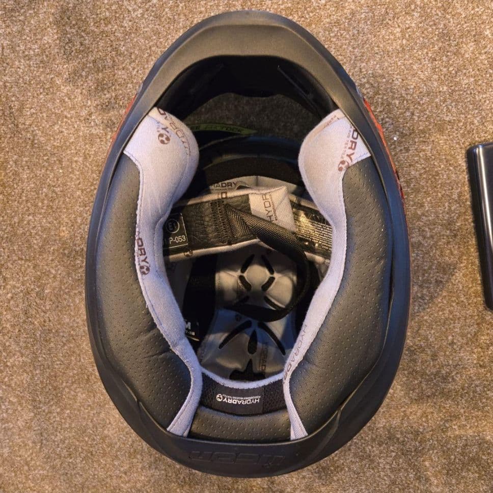 ICON 希少デザイン THRILLER 付属品あり Mサイズ