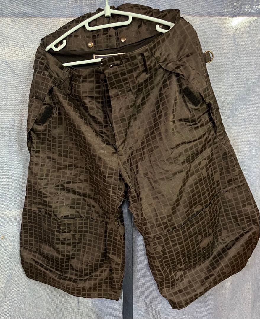 ビューティ・ビースト　黒　チェック柄 ショートパンツ