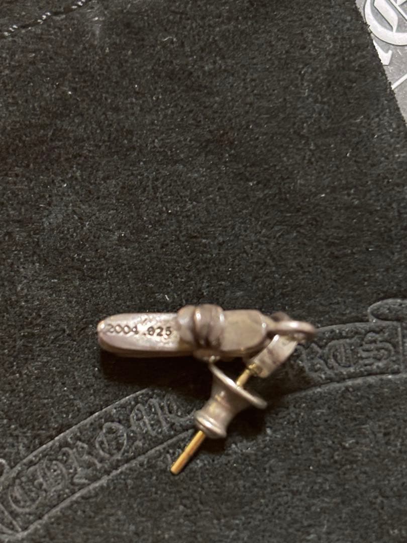 Chrome Hearts クロスピアス 片耳用