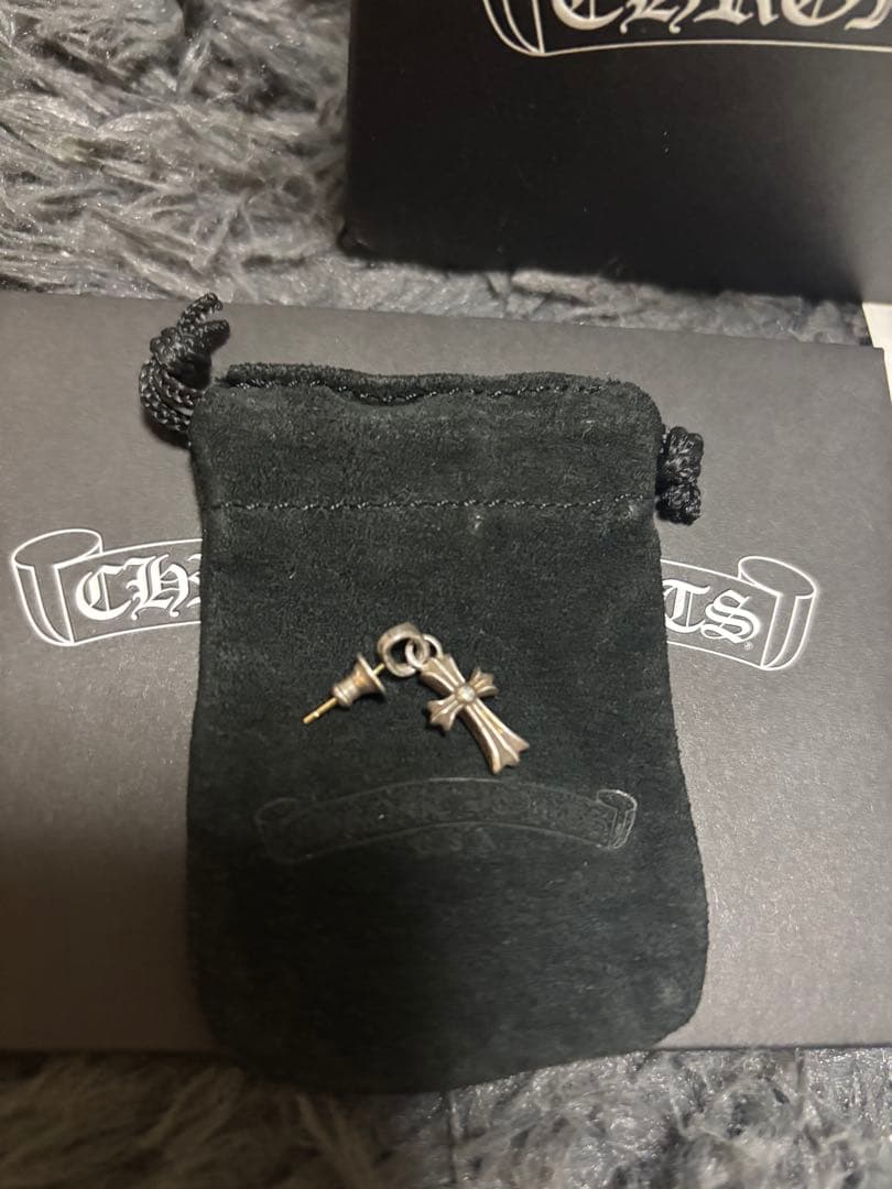 Chrome Hearts クロスピアス 片耳用
