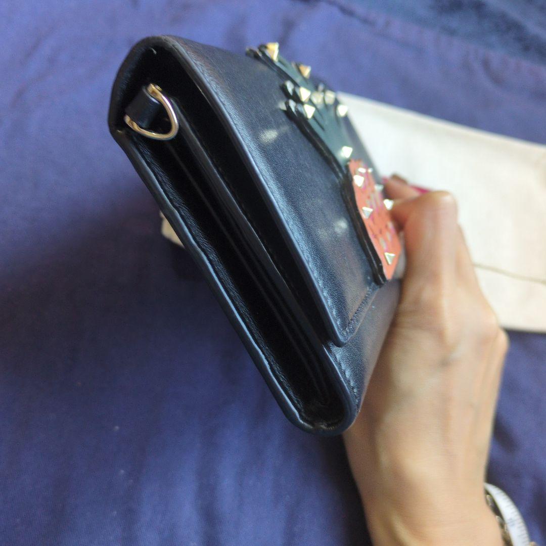 ヴァレンティノガラヴァーニ 長財布 パイナップル