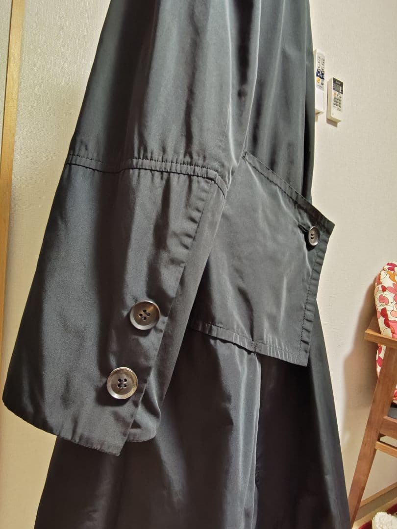 イッセイ ミヤケ　ブラックトレンチコート