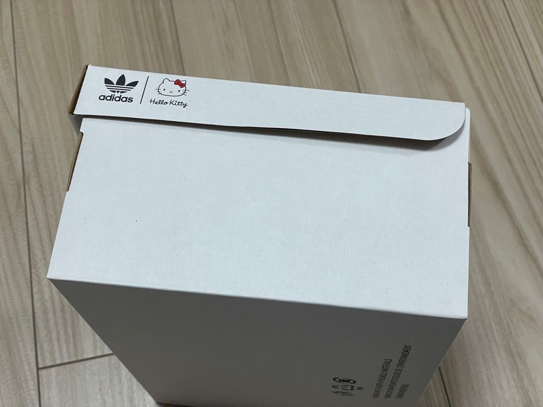 アディダス サンリオ ハローキティ スタンスミス スニーカー 24.0cm