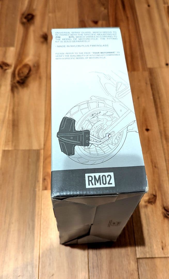 Givi ジビ ユニバーサル 汎用リアハガー ブラック RM02