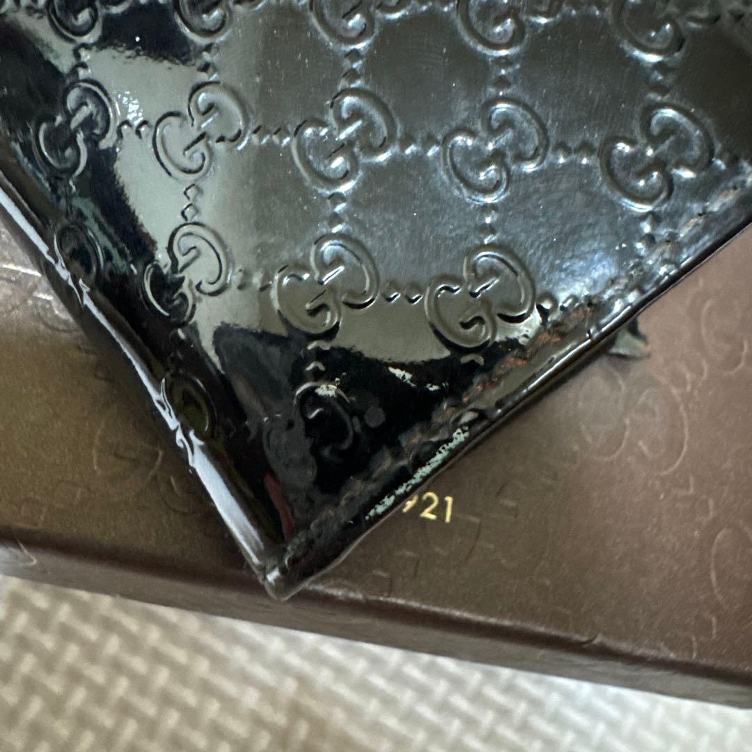 GUCCI キーケース　エナメル