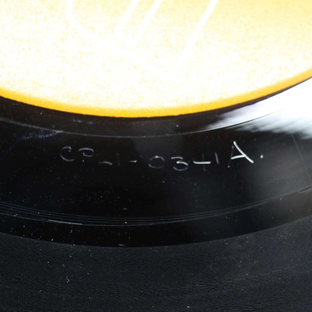 Elvis Presley A Legendary Performer カナダ盤