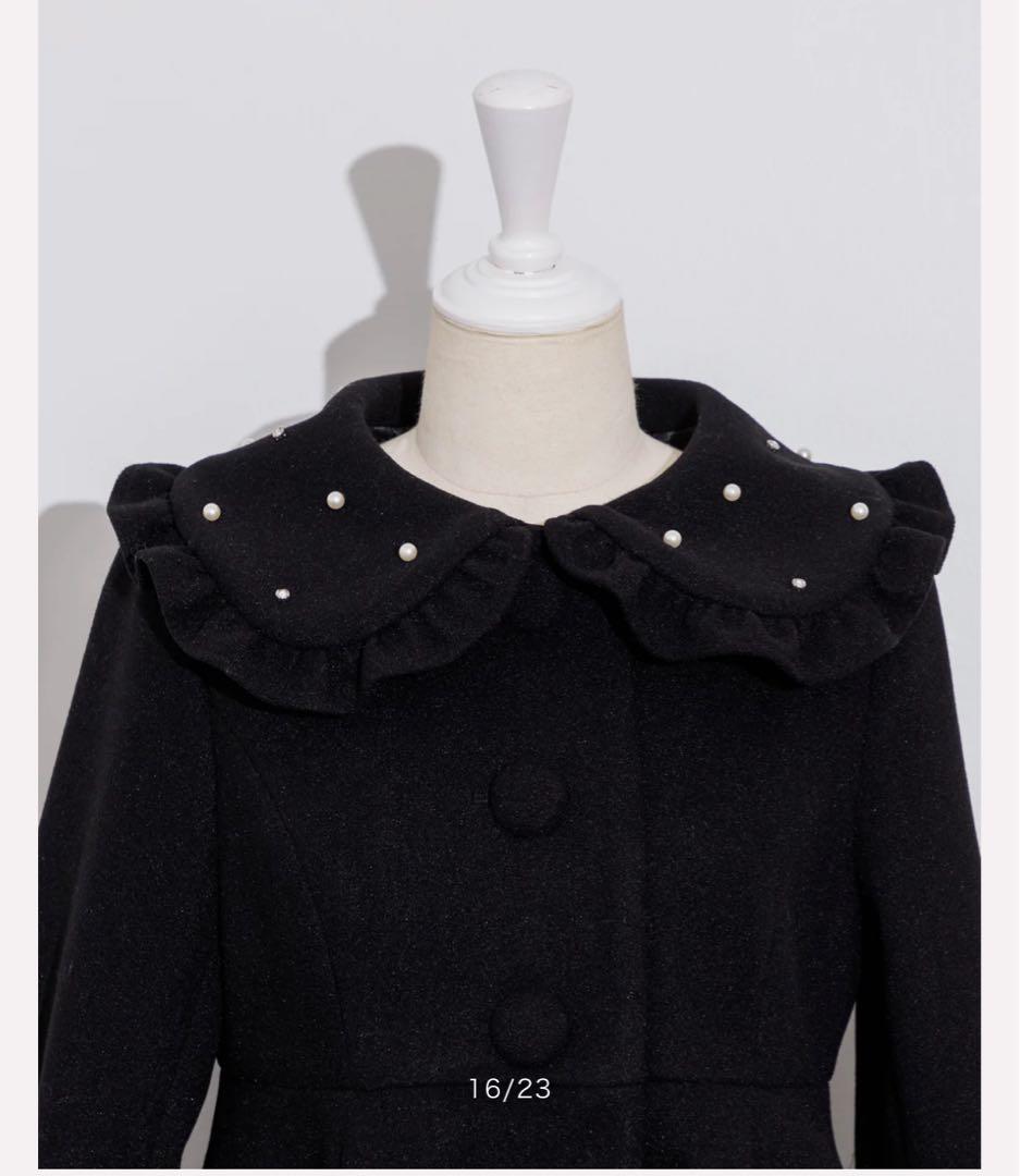 pium ビジューカラードーリーフレアコート（ブラック）