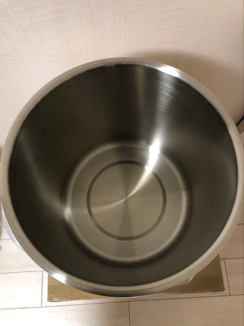 真空保存容器「OoBLE white」