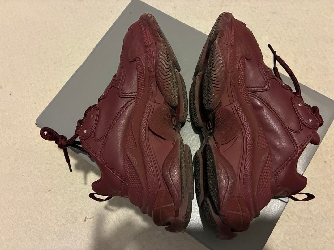 バレンシアガ　triple s 34 バーガンディ