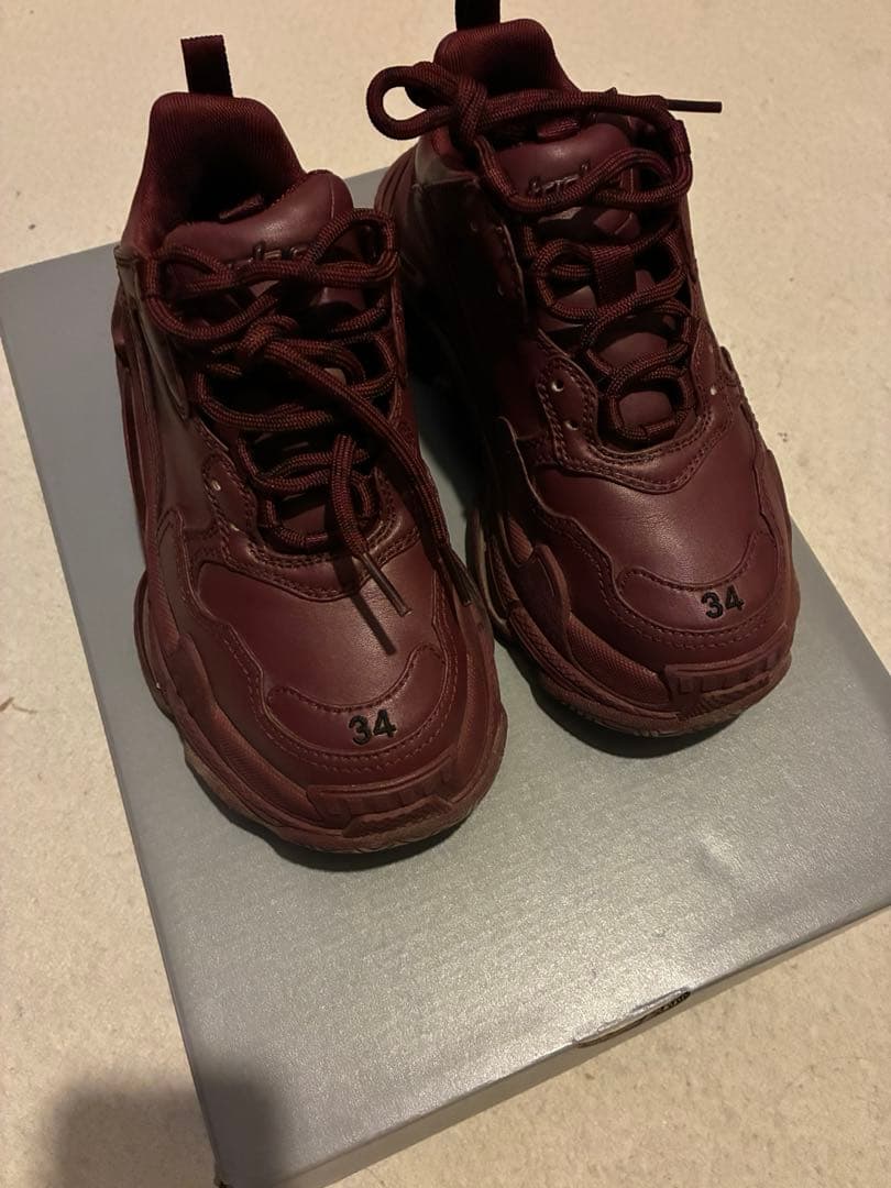 バレンシアガ　triple s 34 バーガンディ