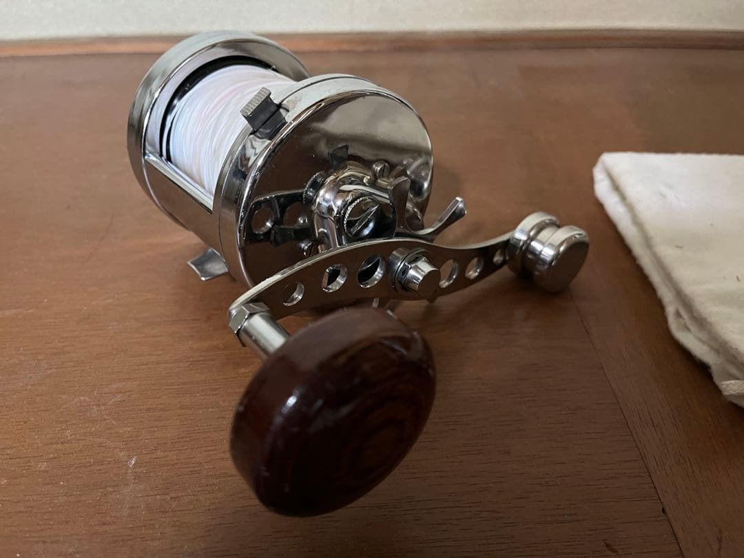 「ABU 9000C Special シノハラパワーハンドル付　美品・格安で‼️」