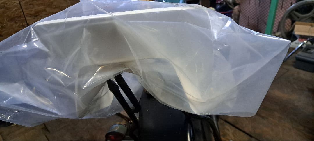 GSX400Eゴキ用　テールカウル　ハネ