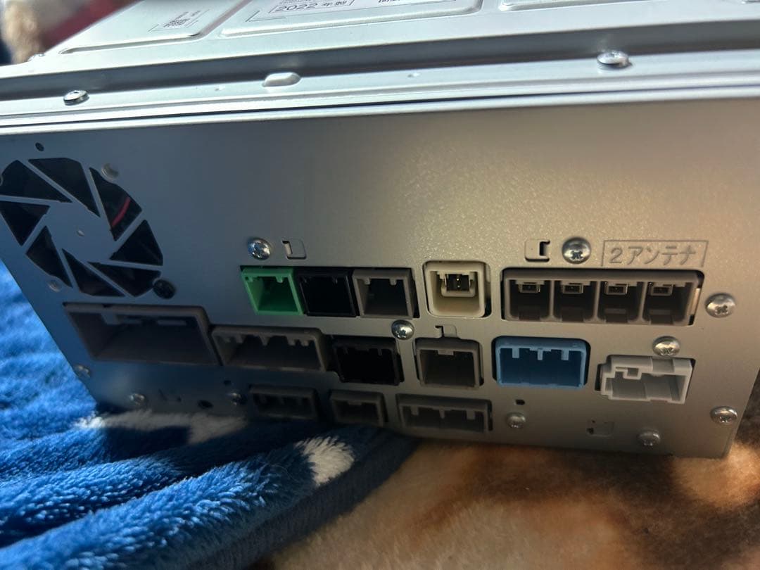 Gathers VXF-224VT カーナビ 2022年製