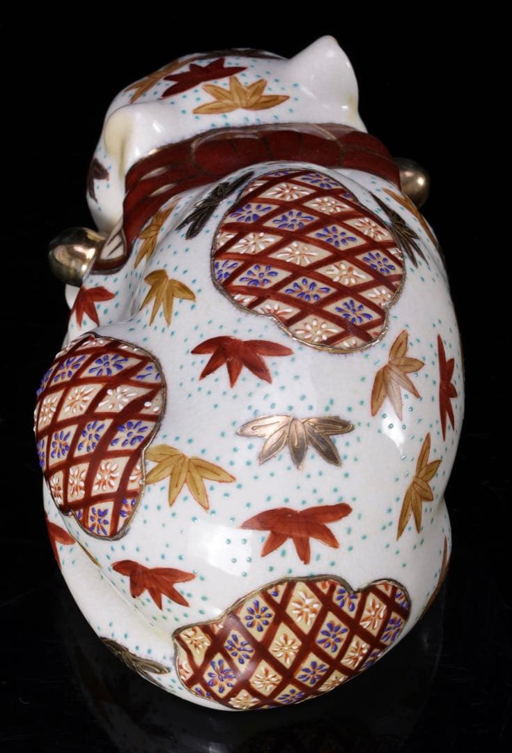 h*a様 【希少・美品】九谷焼 招き猫 眠り猫 金彩色絵 紅葉文 縁起物 骨董品