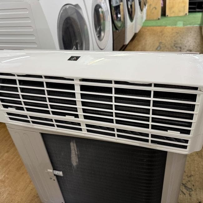 美品【 SHARP 】シャープ おもに8畳用 ルームエアコン AY-N25S