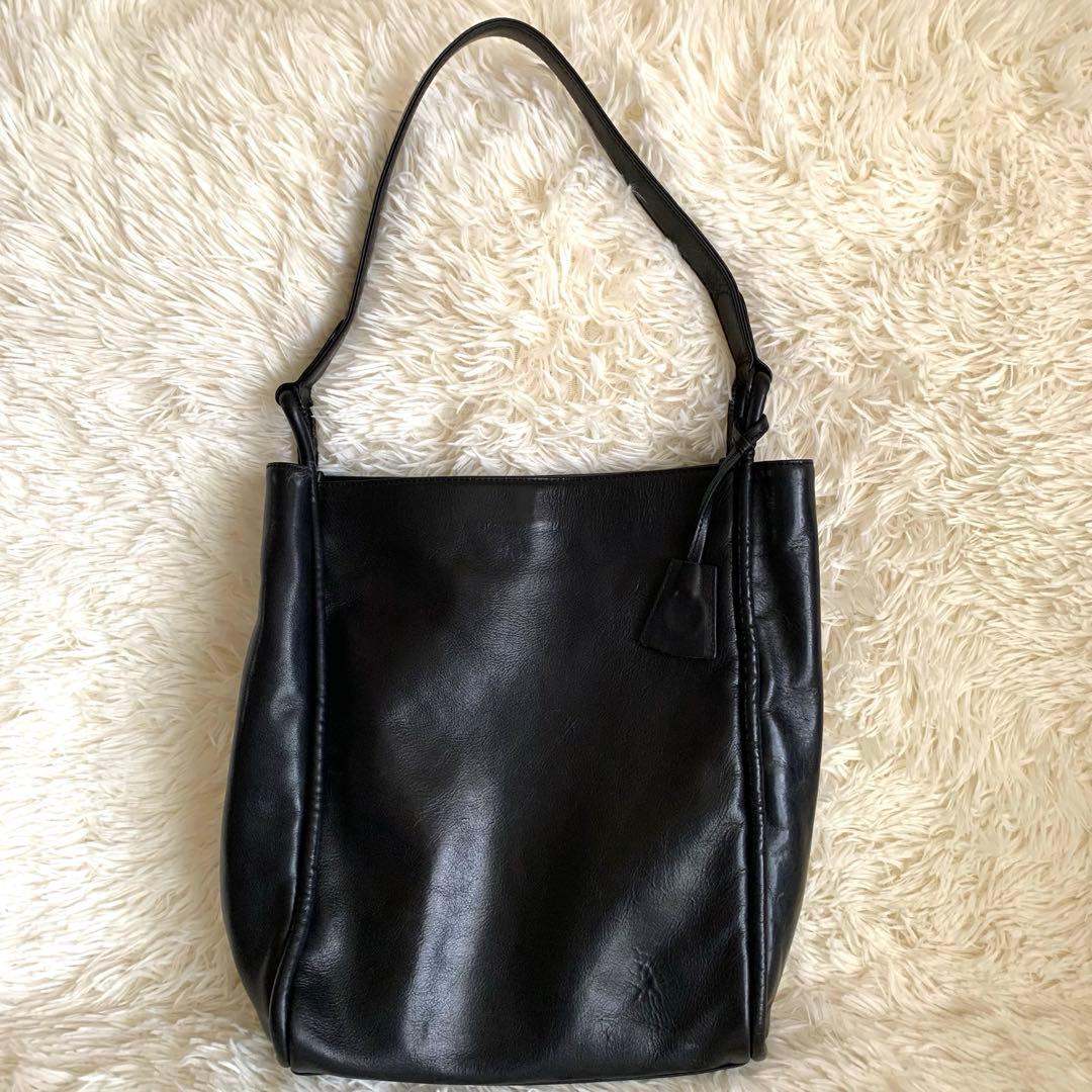 sot pistie DEWYレザー ワンショルダーバッグ　黒