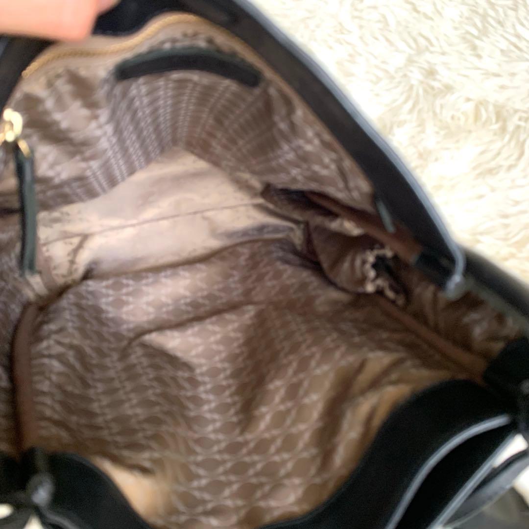 sot pistie DEWYレザー ワンショルダーバッグ　黒