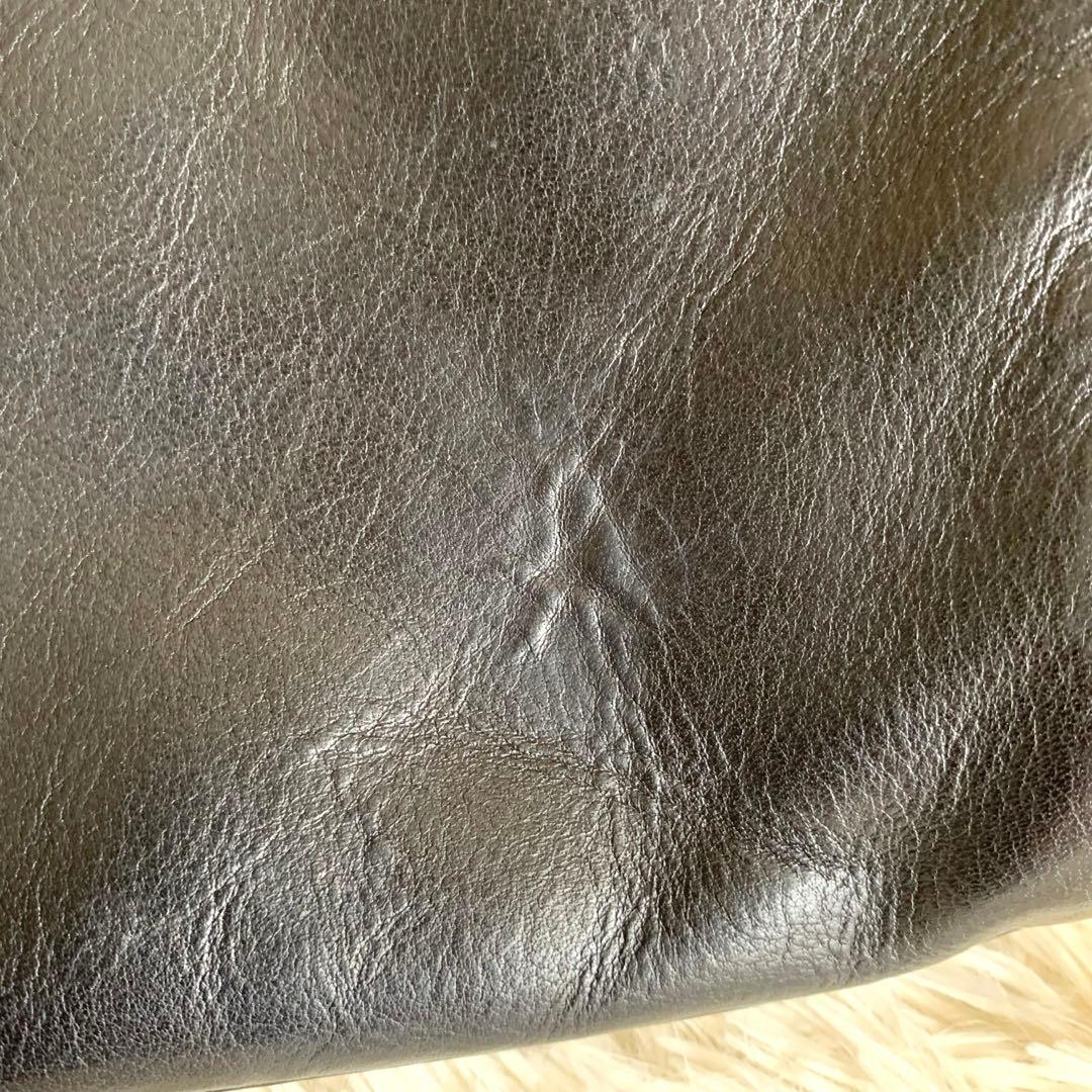 sot pistie DEWYレザー ワンショルダーバッグ　黒