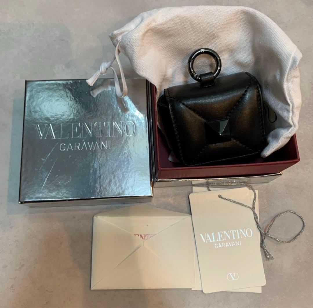 新品未使用箱付き★バレンティノ★AirPodsケース