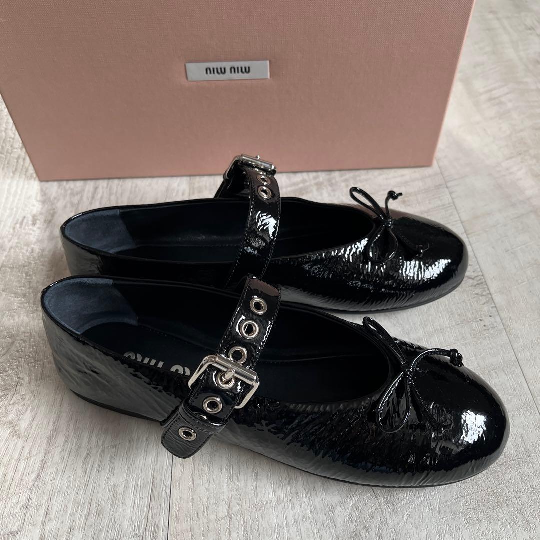 miumiu ミュウミュウブラック バレエシューズ
