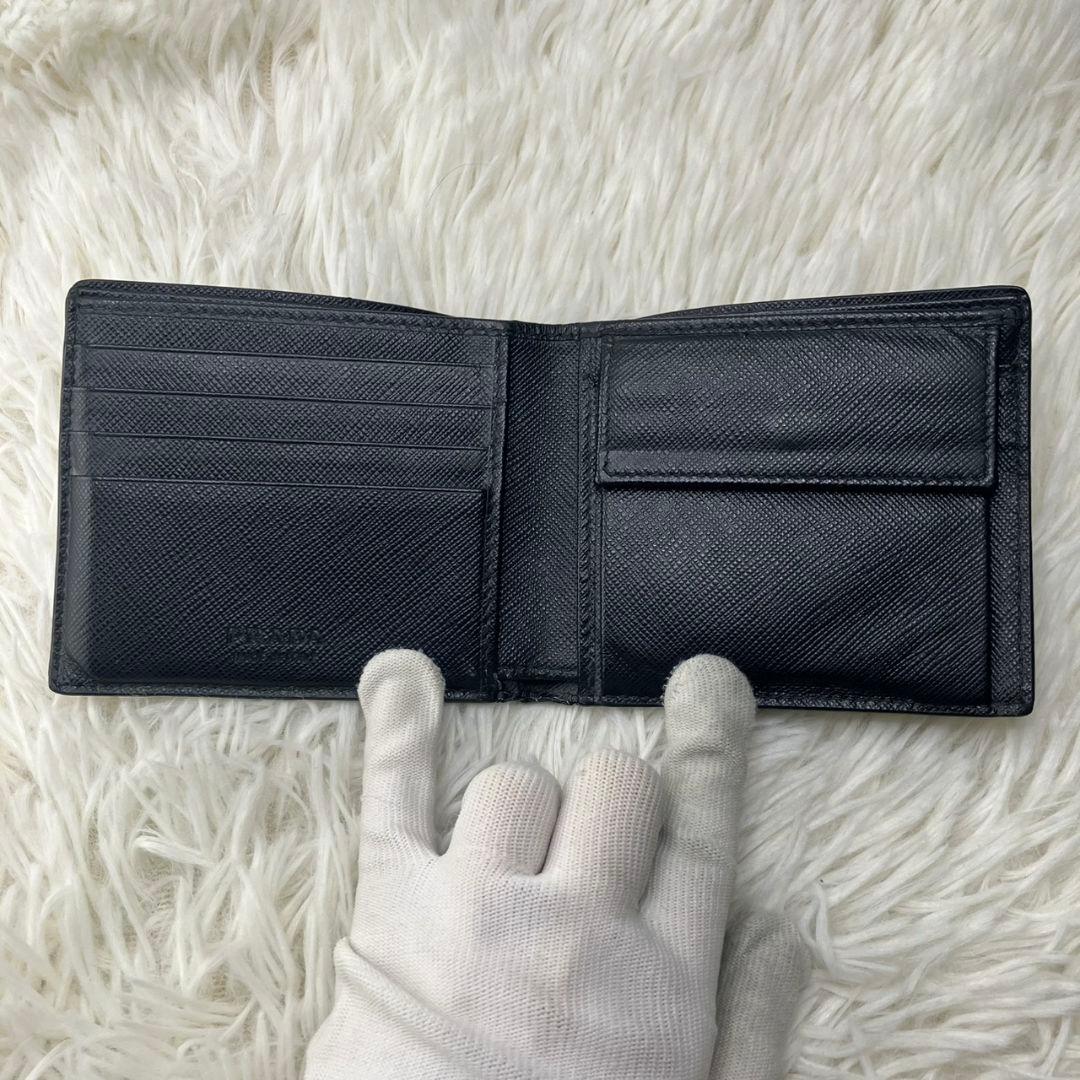 【極美品】プラダPRADA 二つ折り財布 SAFFIANO L 黒