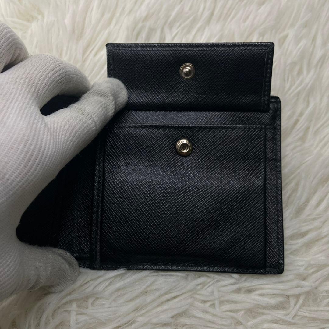 【極美品】プラダPRADA 二つ折り財布 SAFFIANO L 黒