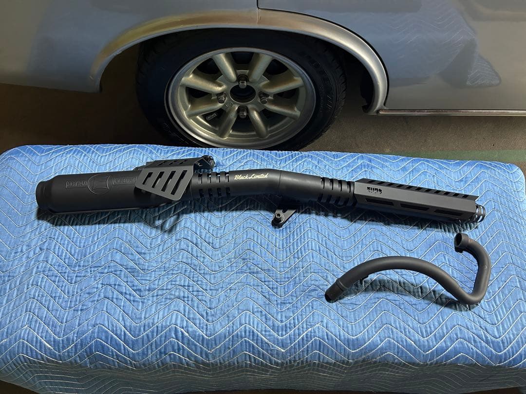 ハンターカブ用モリワキマフラー MONSTER Black Limited