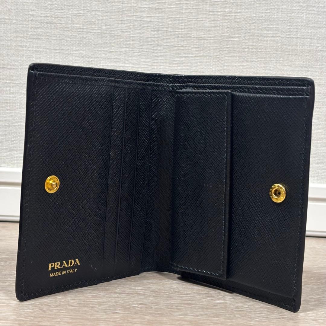 ポ*ル様 PRADA 二つ折り財布 ブラック 箱付き