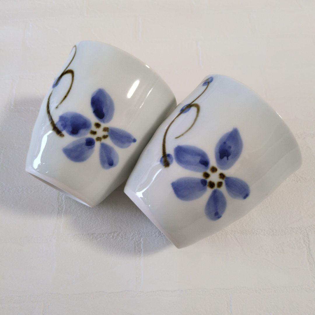 砥部焼　青い花模様　茶碗と湯呑みセット 4個