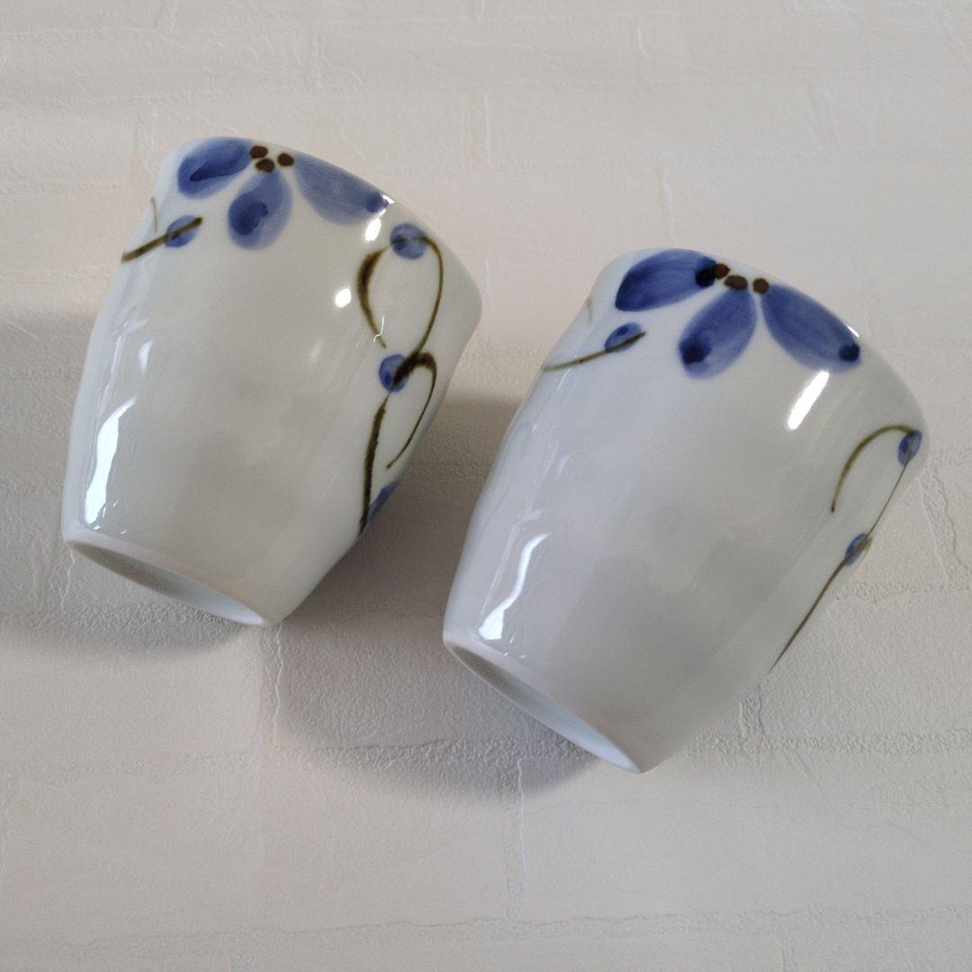 砥部焼　青い花模様　茶碗と湯呑みセット 4個