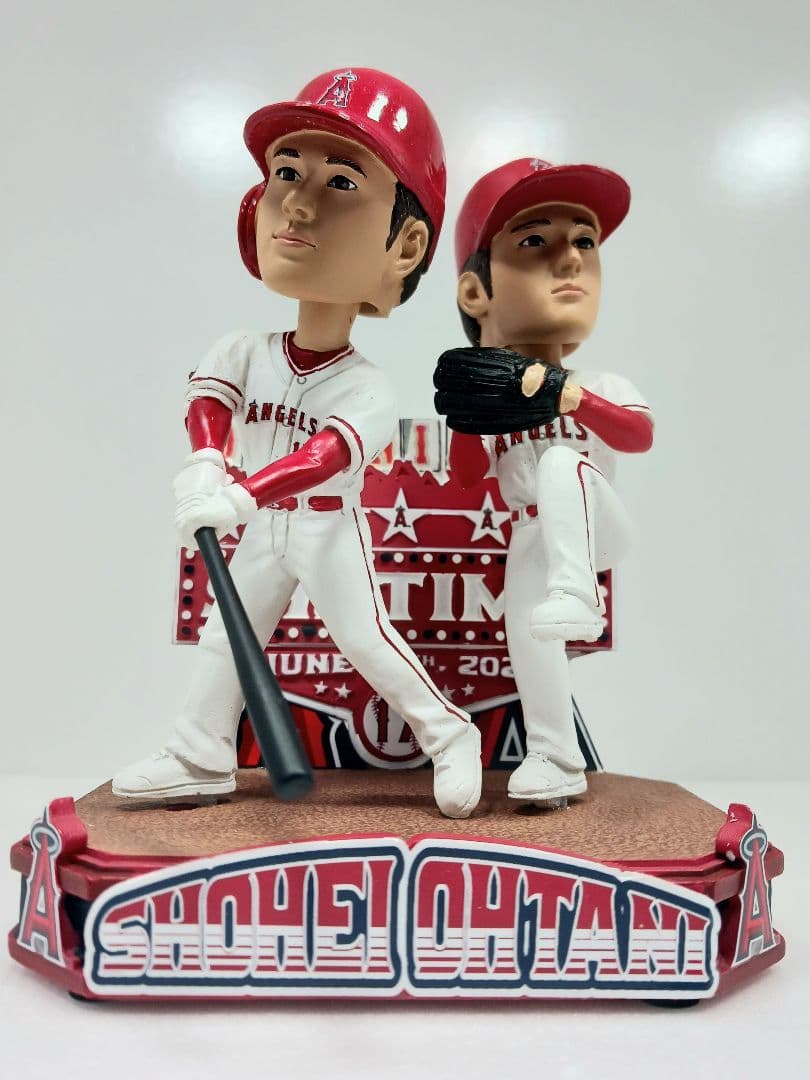 223体限定 大谷翔平 2本塁打 10奪三振　記念 ボブルヘッド バブルヘッド