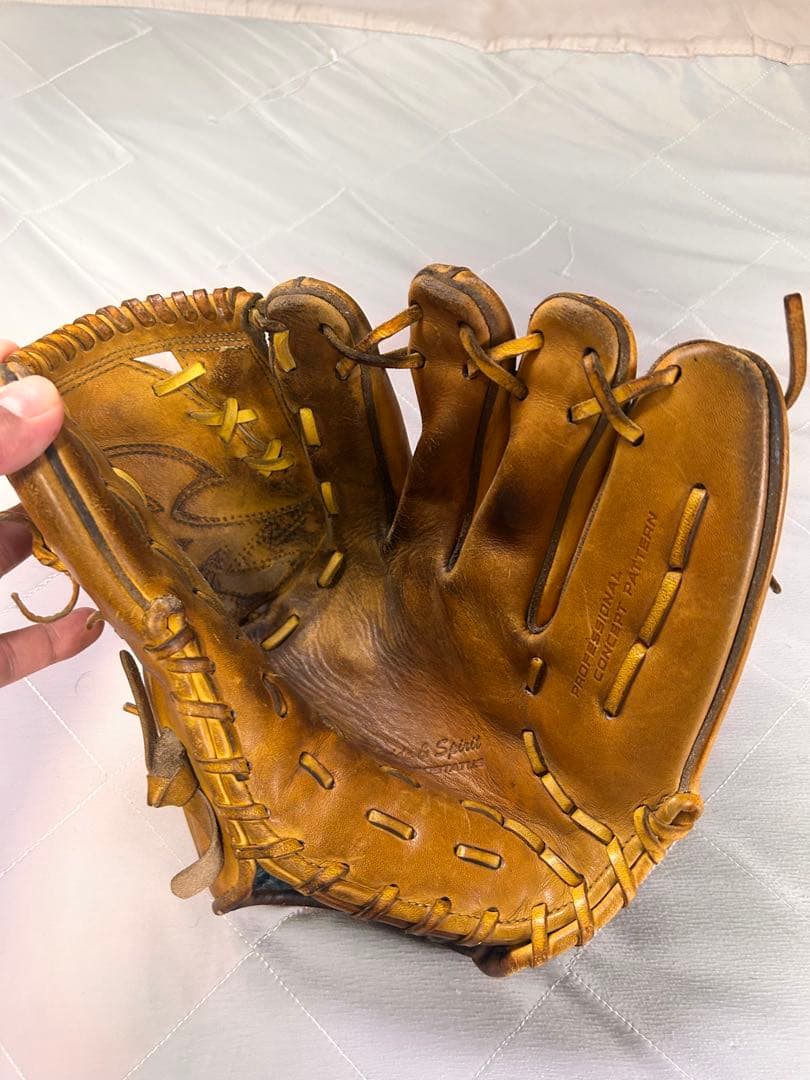 最終値下げです！ゼット　プロステイタス　高校野球対応　硬式投手用グローブ