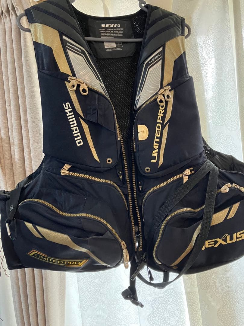n*o様 SHIMANO LIMITED PRO ライフジャケット　ＸＬ