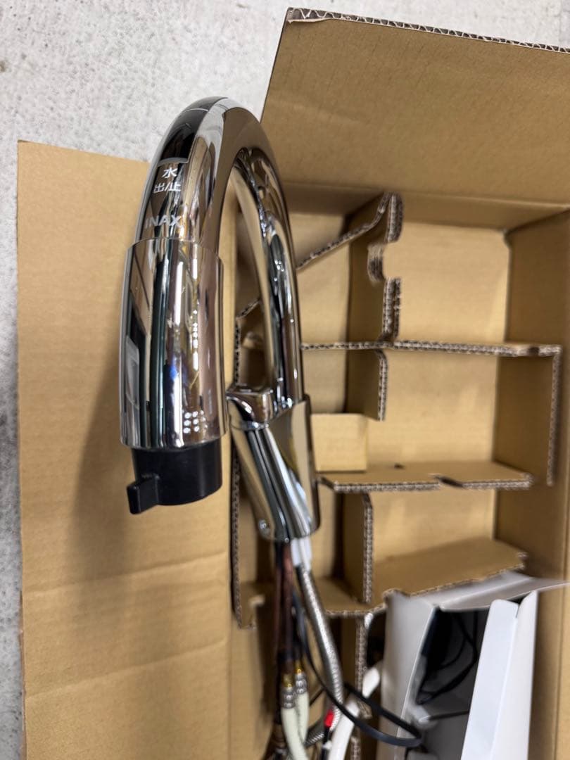 キッチン用タッチレス水栓　ナビッシュ（エコセンサー付）